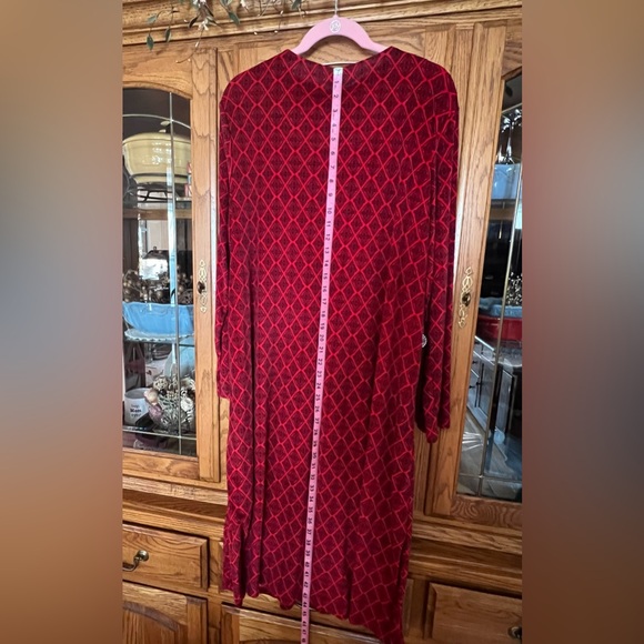 Secret Treasures Red Plush Nightgown- 2X - Picture 6 of 8